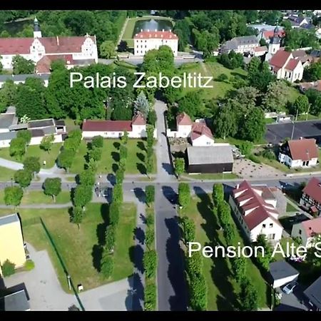 Pension Alte Schmiede Zabeltitz Extérieur photo